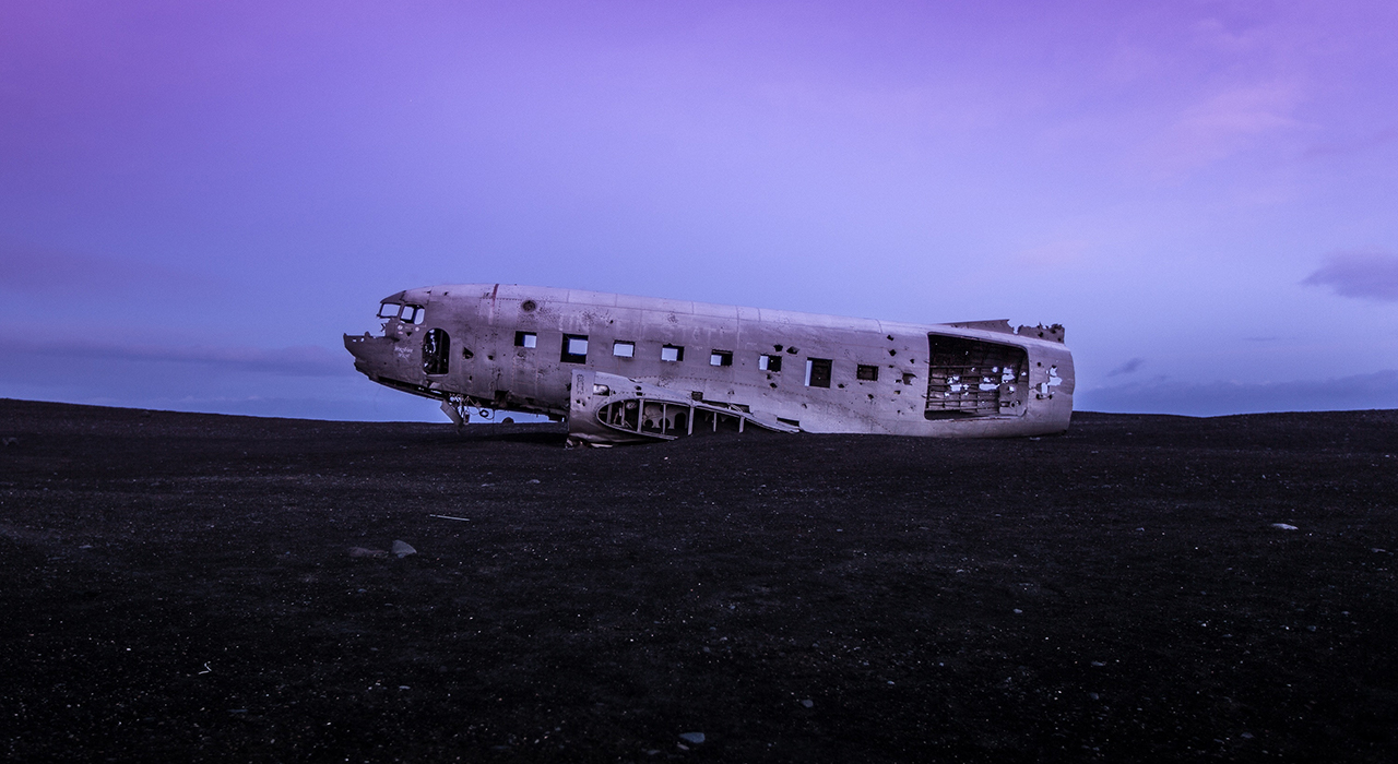 飛行機の残骸